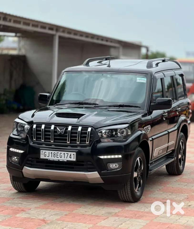 Mahindra Scorpio Classic, 2026, Diesel