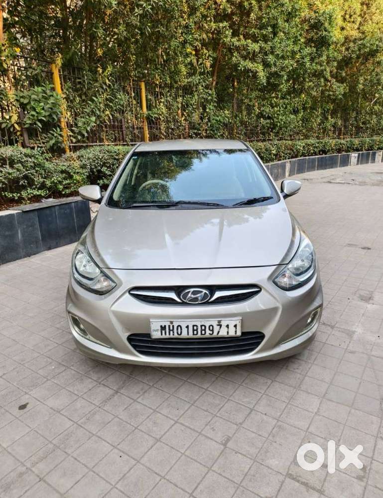Hyundai Verna Fluidic 1.6 Vtvt Sx Opt, 2011, Petrol