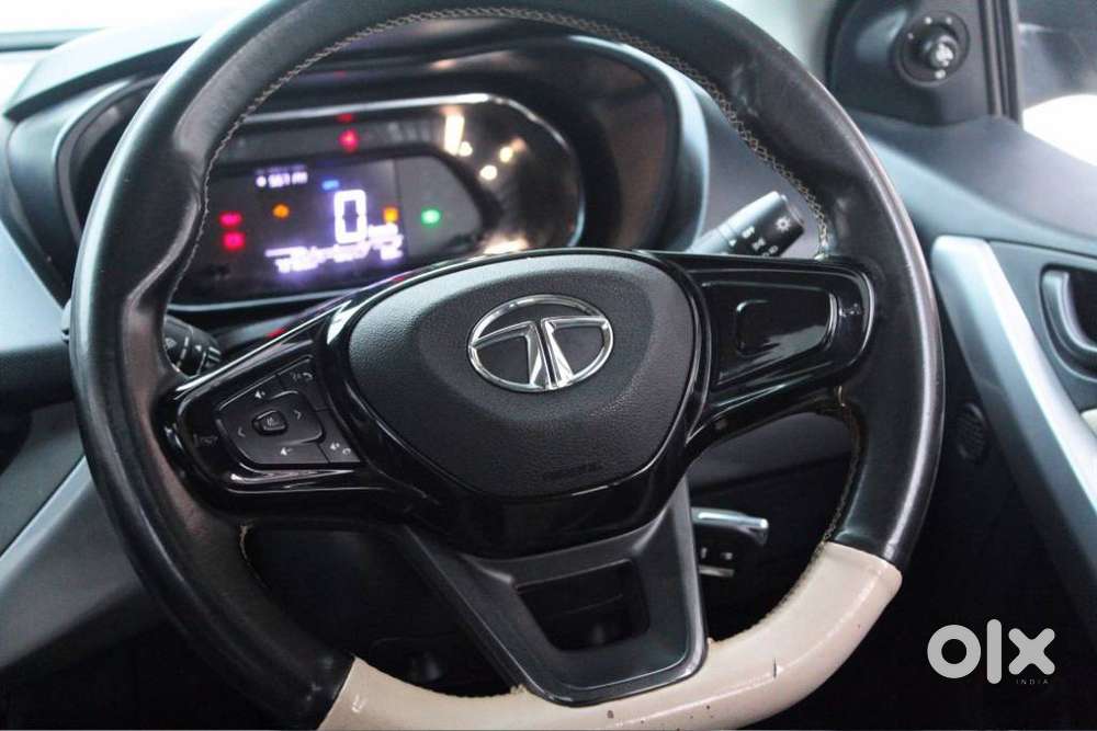Tata Nexon 1.2 Revotron Xm (s), 2023, Petrol