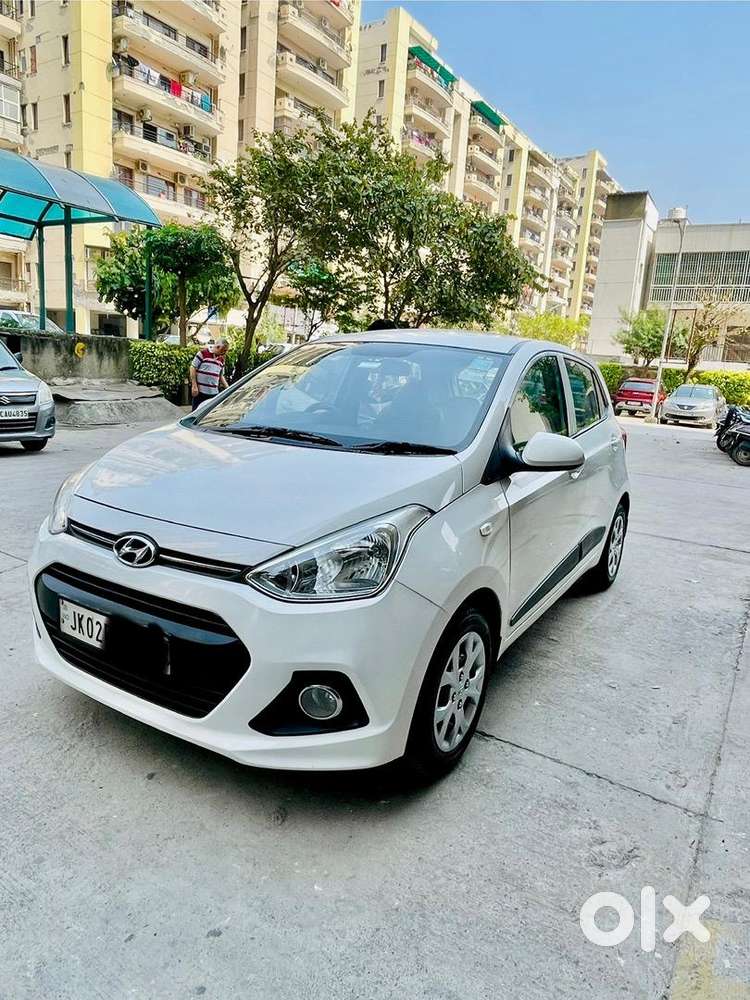 Hyundai Grand I10 2015 Petrol Well Maintained