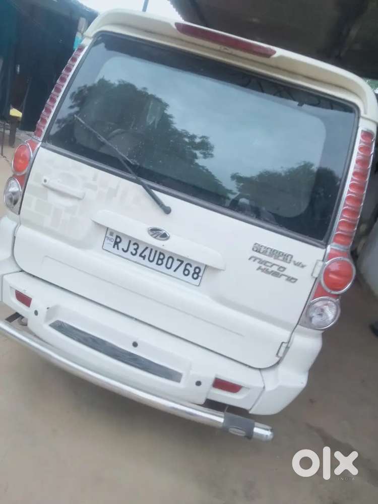 Mahindra Scorpio 2013 Diesel 128000 Km Driven A1 Candition Full