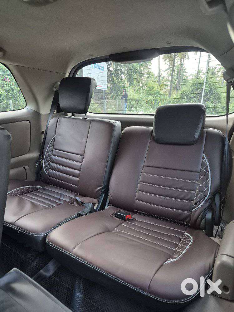 Toyota Innova 2.5 G (diesel) 8 Seater, 2015, Diesel