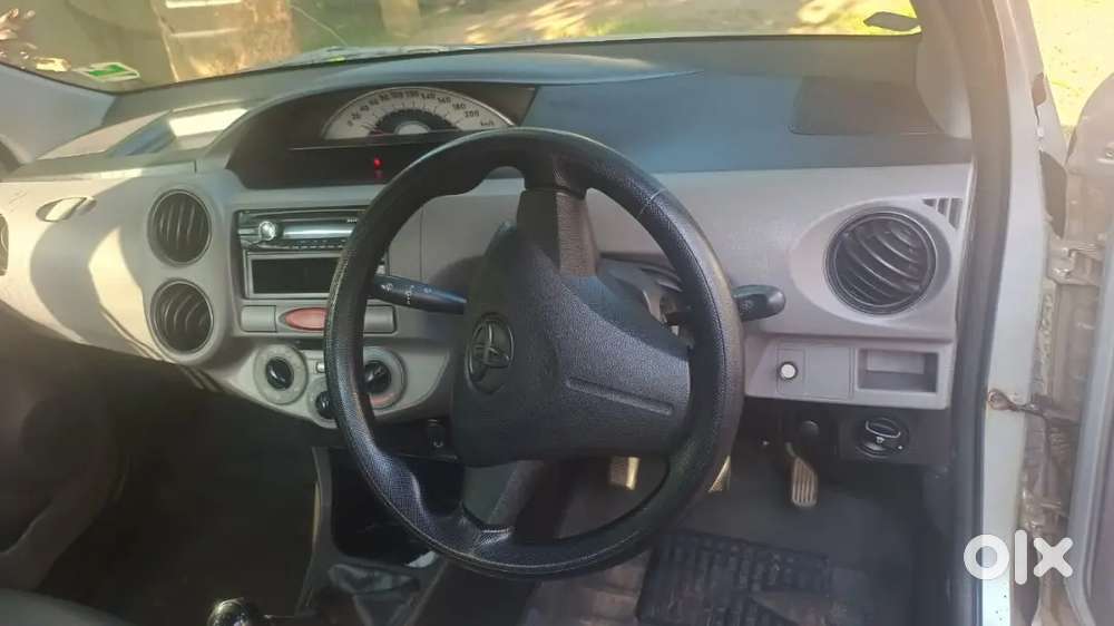 Toyota Etios 1.5 G 2011