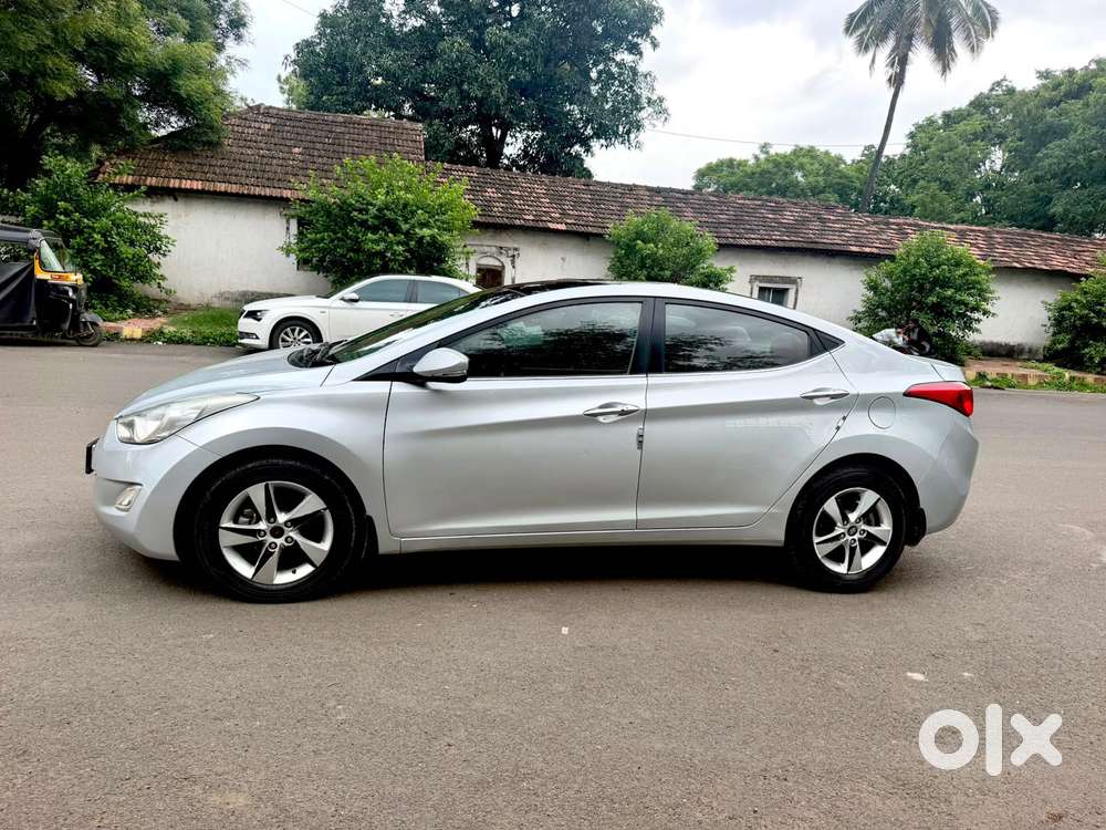 Hyundai Elantra 1.8 Sx Mt, 2013, Petrol