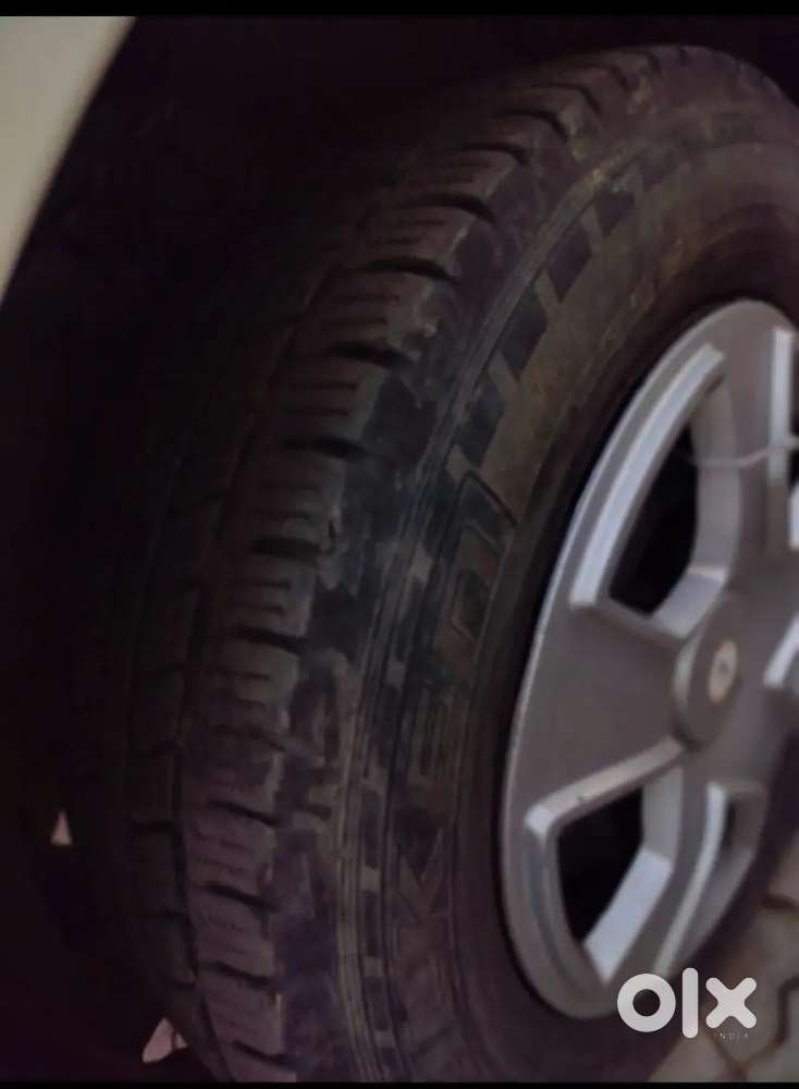 Mahindra Xuv500 2016 Diesel 143000 Km Driven