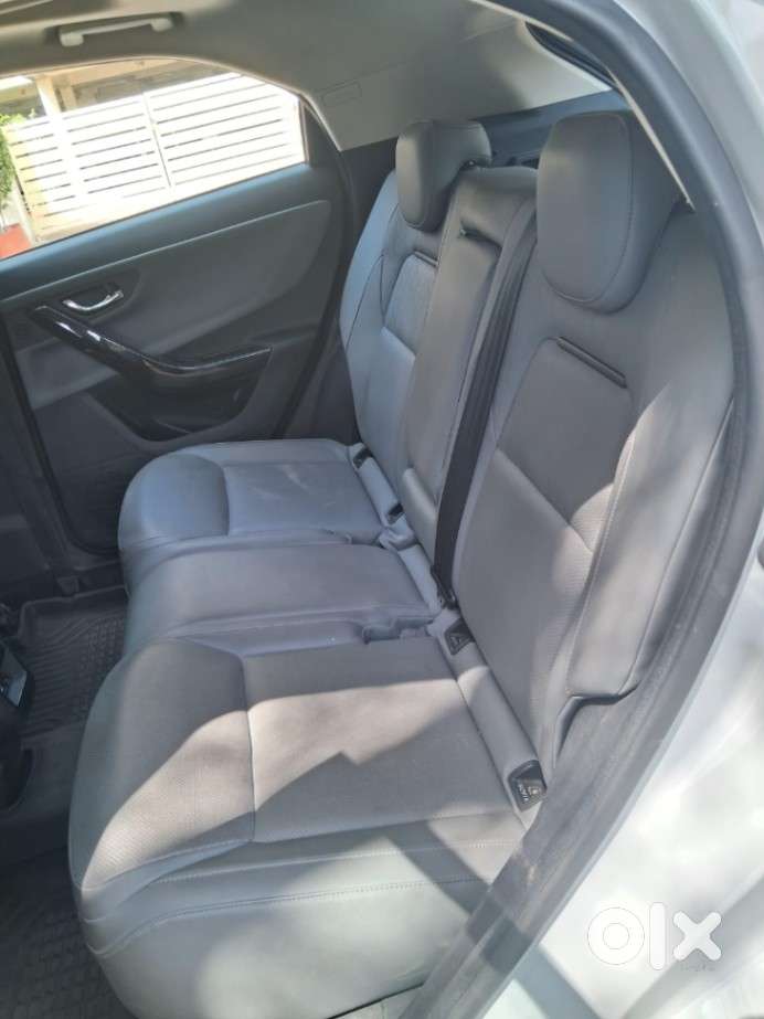 Tata Nexon Fearless Plus (ps)  1.2 Petrol Dca (adas), 2025, Petrol