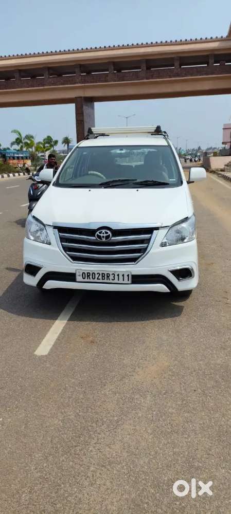 Toyota Innova 2011 Diesel Well Maintained