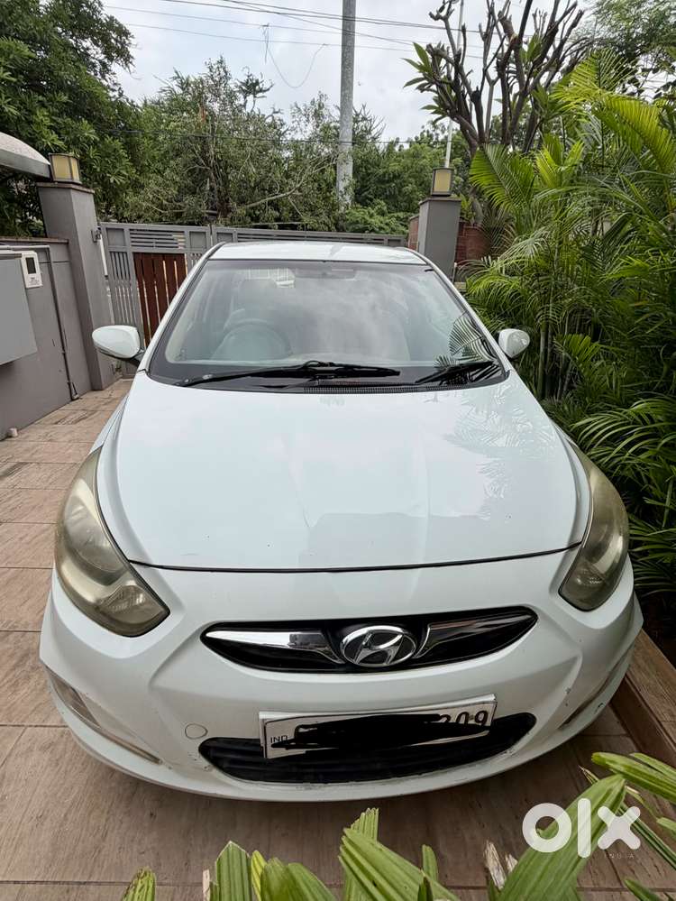 Hyundai Verna 2011 Petrol Single Owner, Excellent Condition, 0 Claim