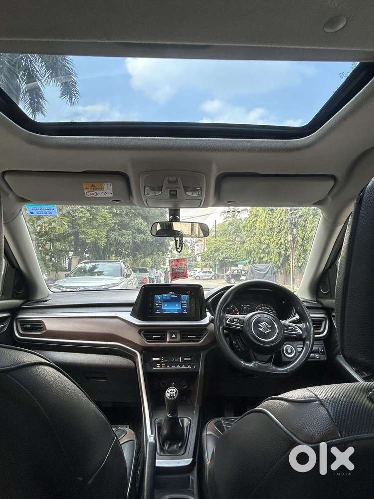 Maruti Suzuki Brezza 1.5 Zxi Cng Dual Tone, 2022, Cng & Hybrids