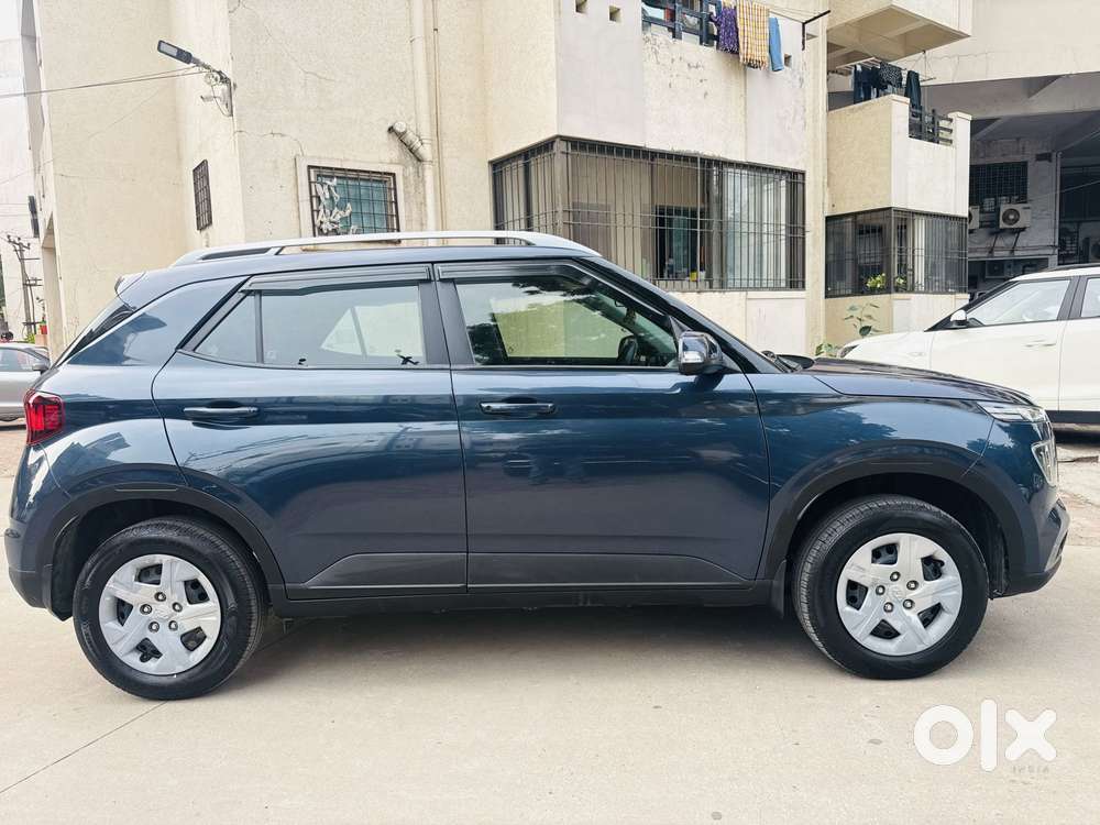 Hyundai Venue 1.2 S Plus, 2021, Petrol