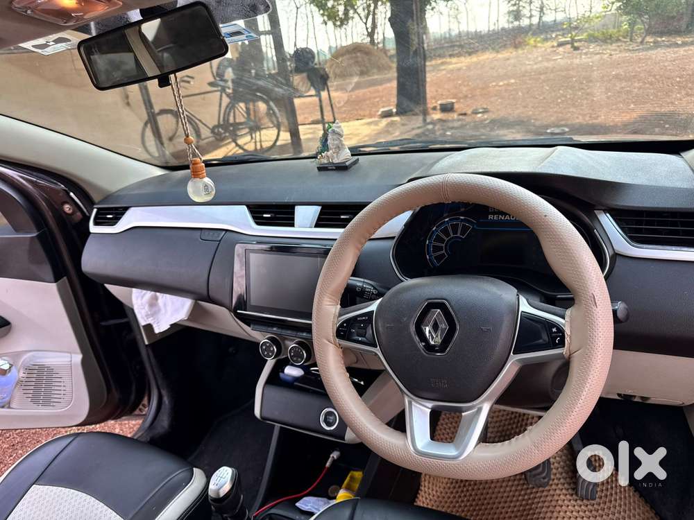 Renault Triber Rxz, 2021, Petrol