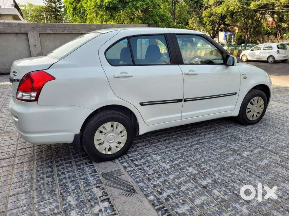 Maruti Suzuki Swift Dzire 1.3 Lxi, 2011, Petrol