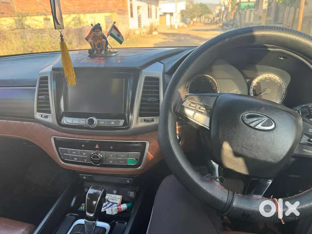 Mahindra Alturas G4 2020