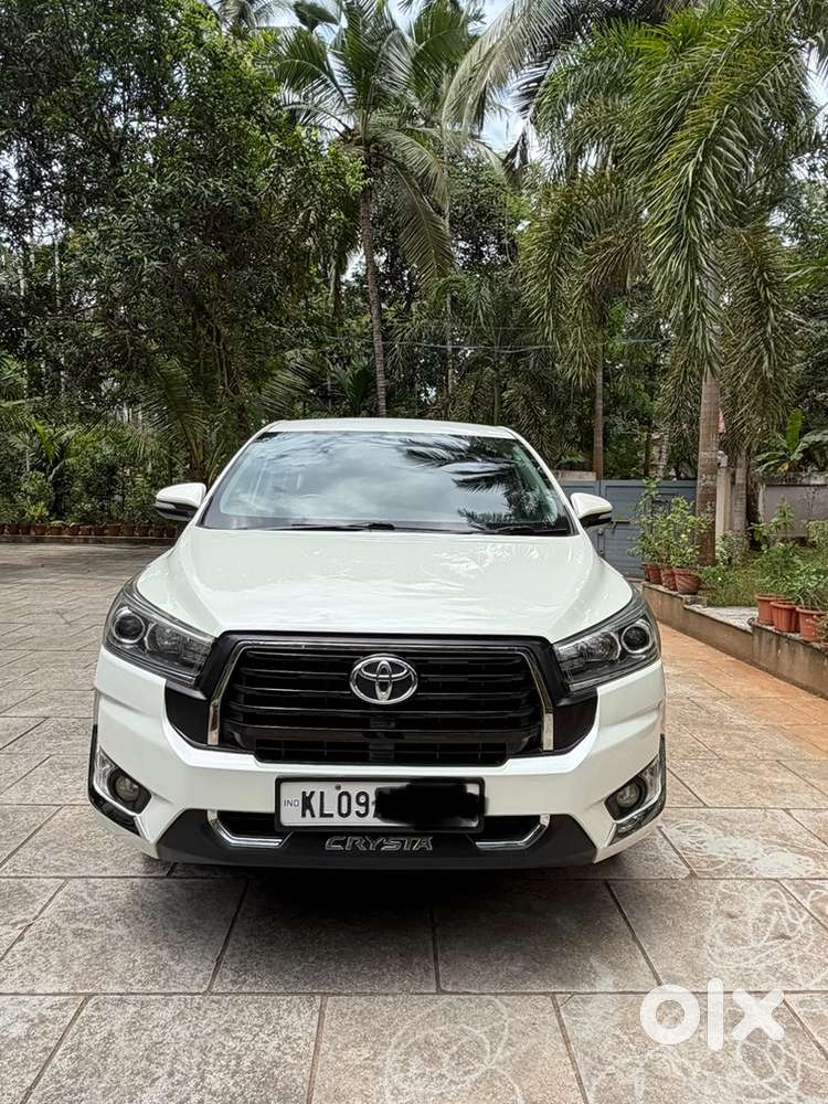 Toyota Innova Crysta 2016 Diesel Manual