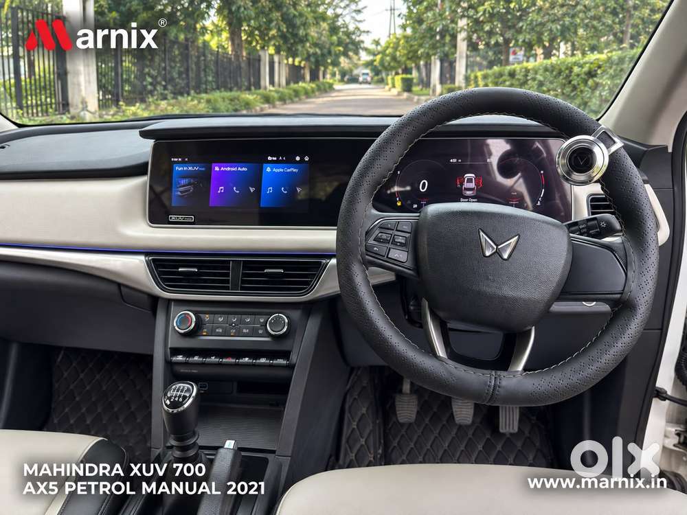Mahindra Xuv700 Ax 5 Petrol Mt 7 Str (e), 2021, Petrol