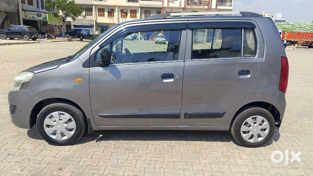 Maruti Suzuki Wagon R Lxi Optional, 2018, Petrol