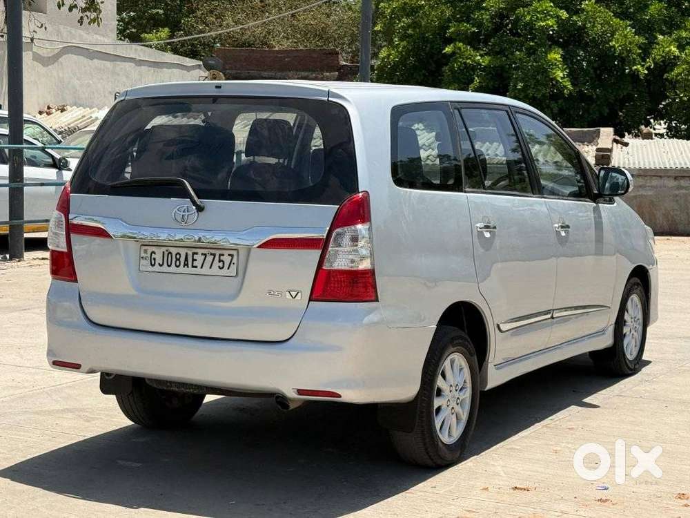 Toyota Innova 2.5 V 7 Str, 2012, Diesel