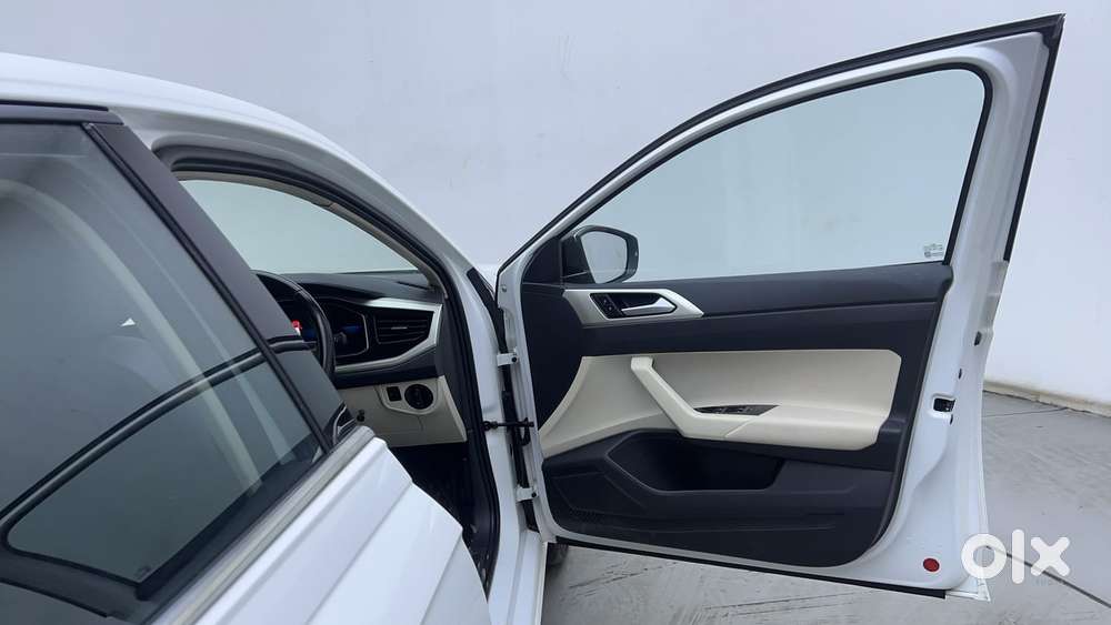 Volkswagen Virtus 1.0 Topline Tsi At, 2022, Petrol