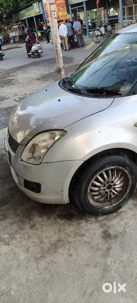 Maruti Suzuki Swift 2009 Diesel 210000 Km Driven
