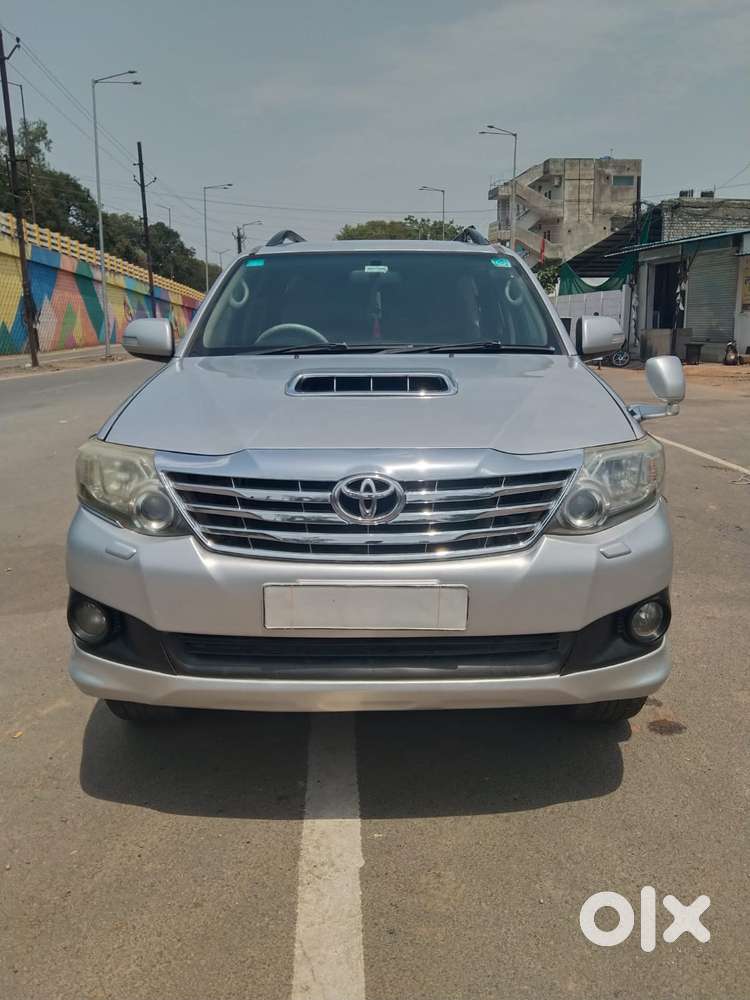 Toyota Fortuner 3.0 4x2 Mt, 2014, Diesel