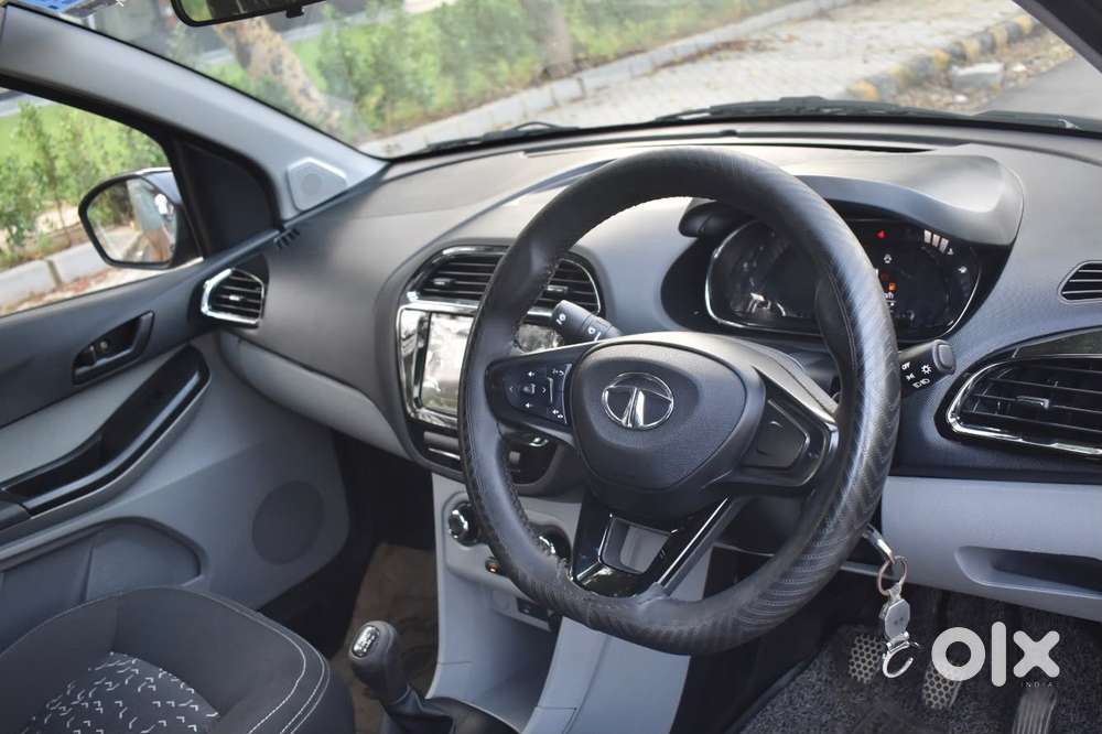 Tata Tiago 1.2 Revotron Xt Rhythm, 2022, Petrol