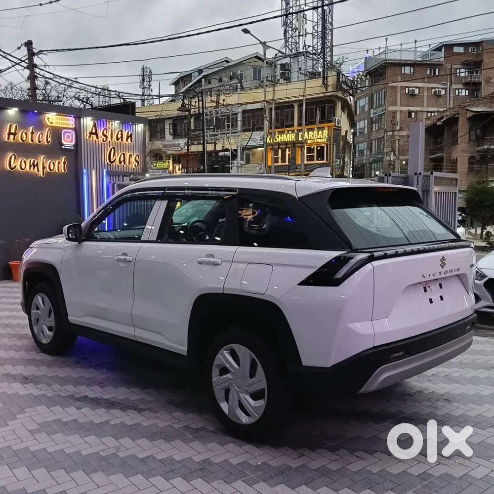 Maruti Suzuki Victoris, 2025, Petrol