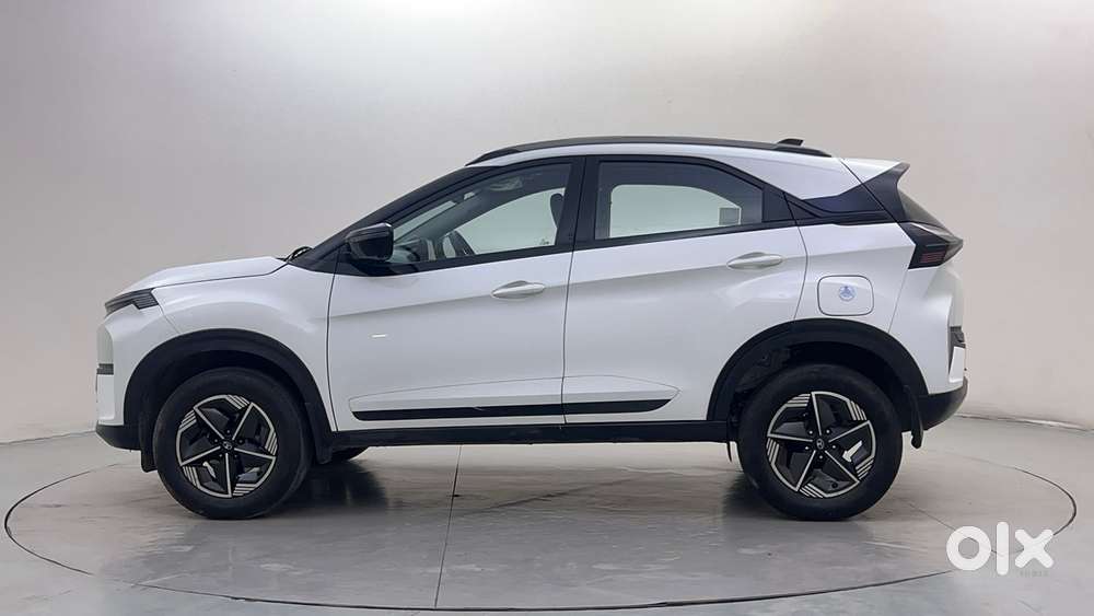 Tata Nexon Creative Plus 1.2 Revotron Petrol 6 Mt, 2024, Petrol