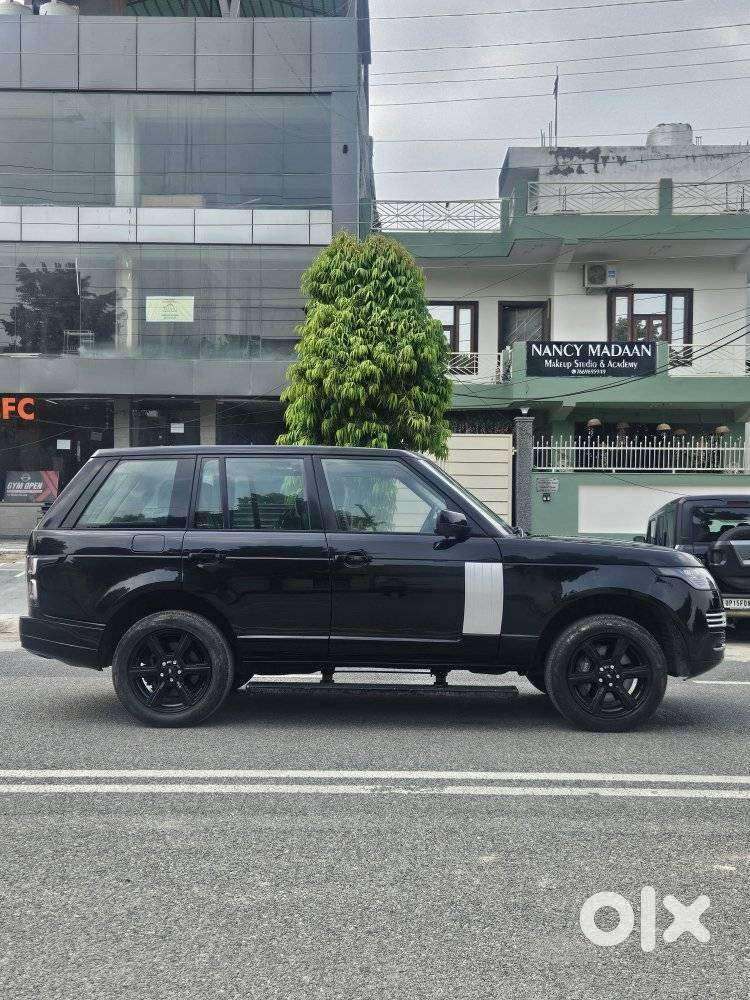 Land Rover Range 5.0 Supercharged V8 Petrol, 2012, Petrol