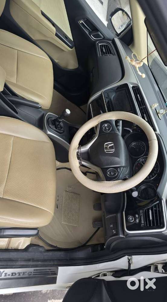 Honda City I-vtec V, 2018, Petrol