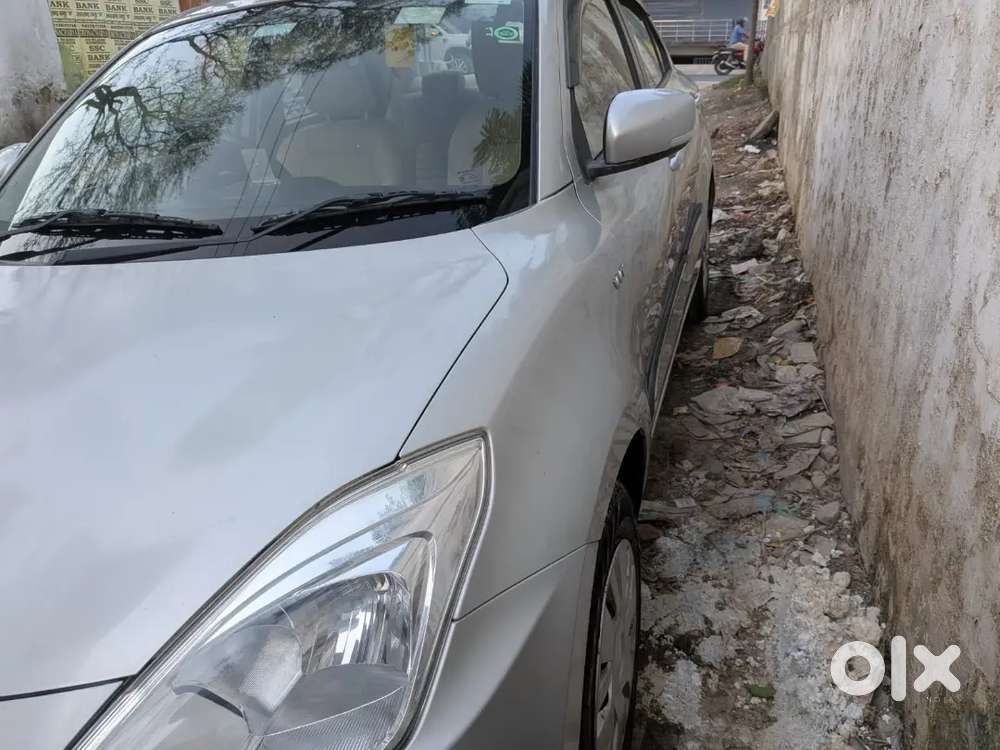 Maruti Suzuki Dzire 2017 Petrol 82000 Km Driven