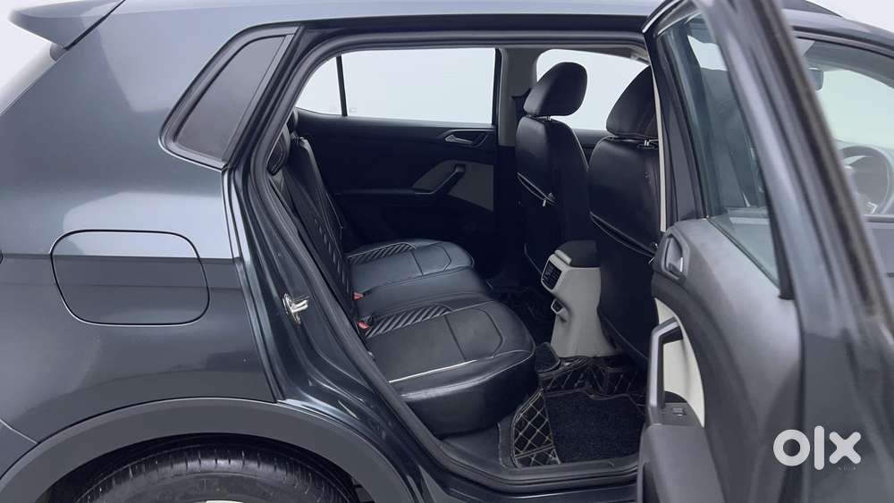 Volkswagen Taigun 1.0 Tsi Highline At, 2022, Petrol