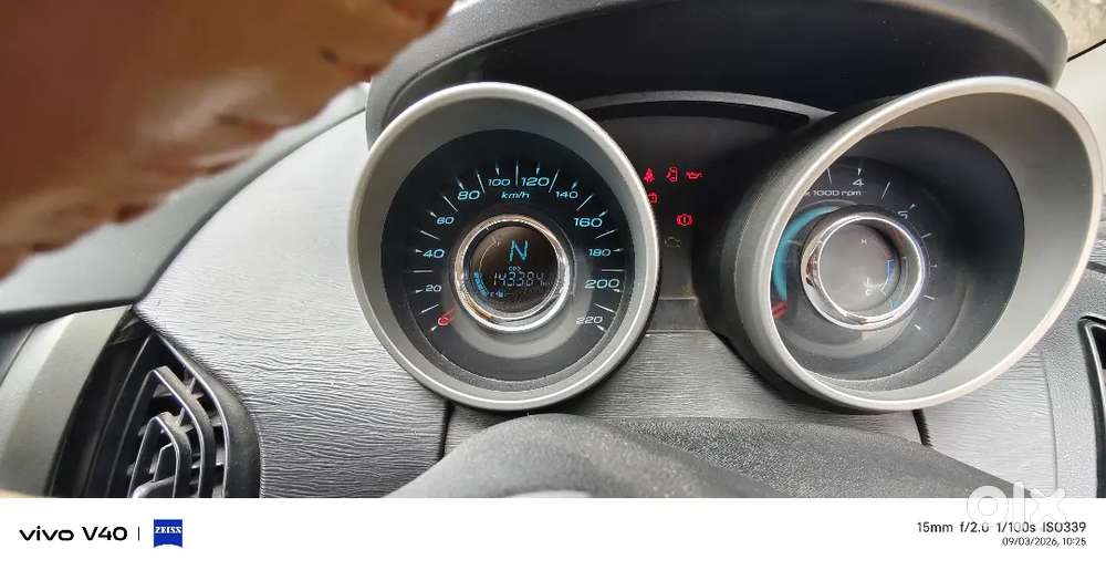 Mahindra Xuv500 W6 2017 Variant