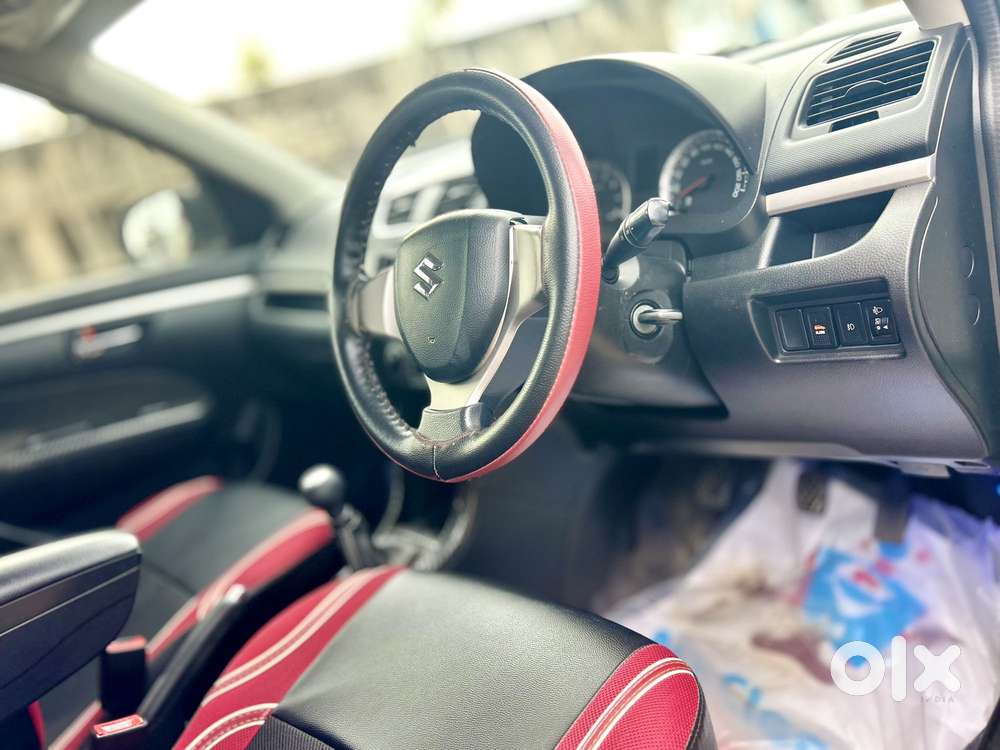 Maruti Suzuki Swift Vxi 1.2 Abs Bs-iv, 2016, Petrol