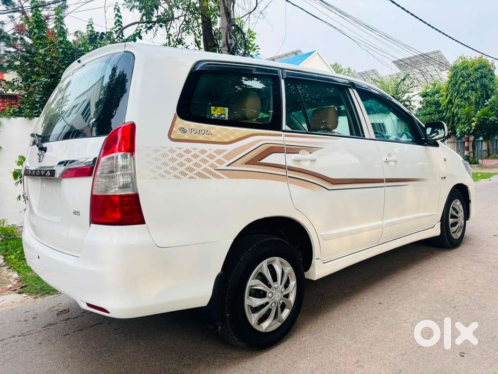 Toyota Innova 2.5 V 7 Str, 2013, Diesel
