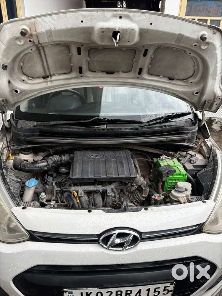 Hyundai Grand I10 2016 Petrol Well Maintained