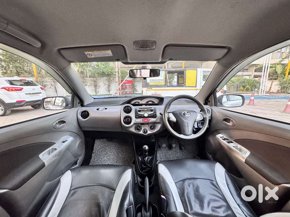 Toyota Etios Liva V Sp*, 2011, Petrol