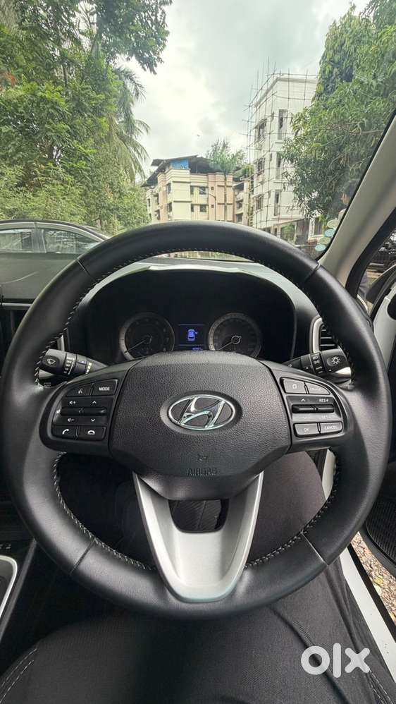 Hyundai Venue 2020 Automatic Mint Condition With Sunroof