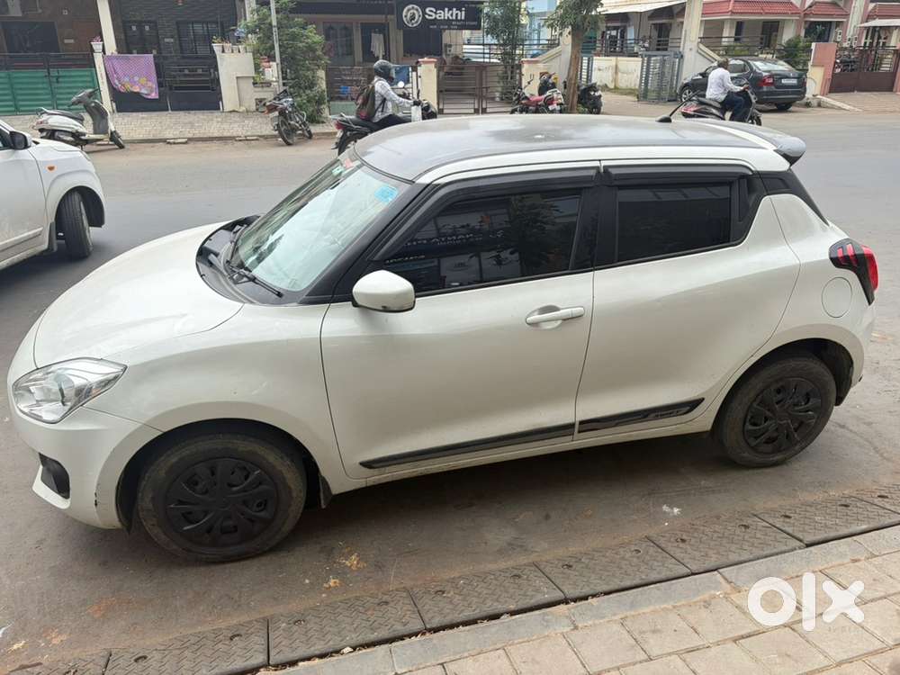 Swift 1.2 Vxi 2022 Year Km