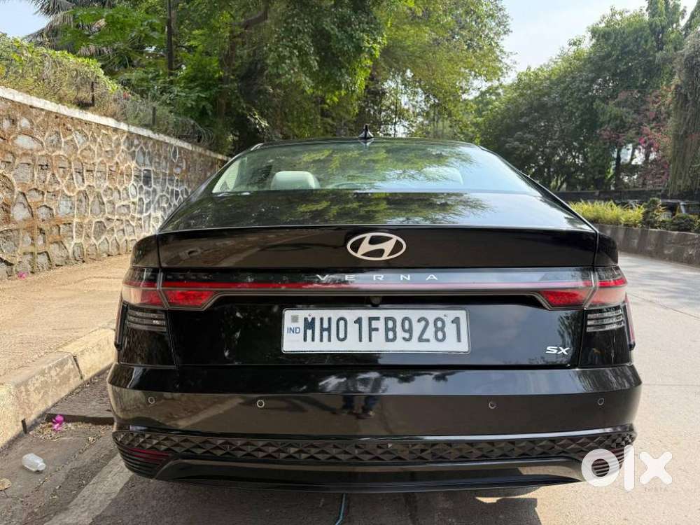 Hyundai Verna Sx 1.5 Petrol Ivt, 2023, Petrol