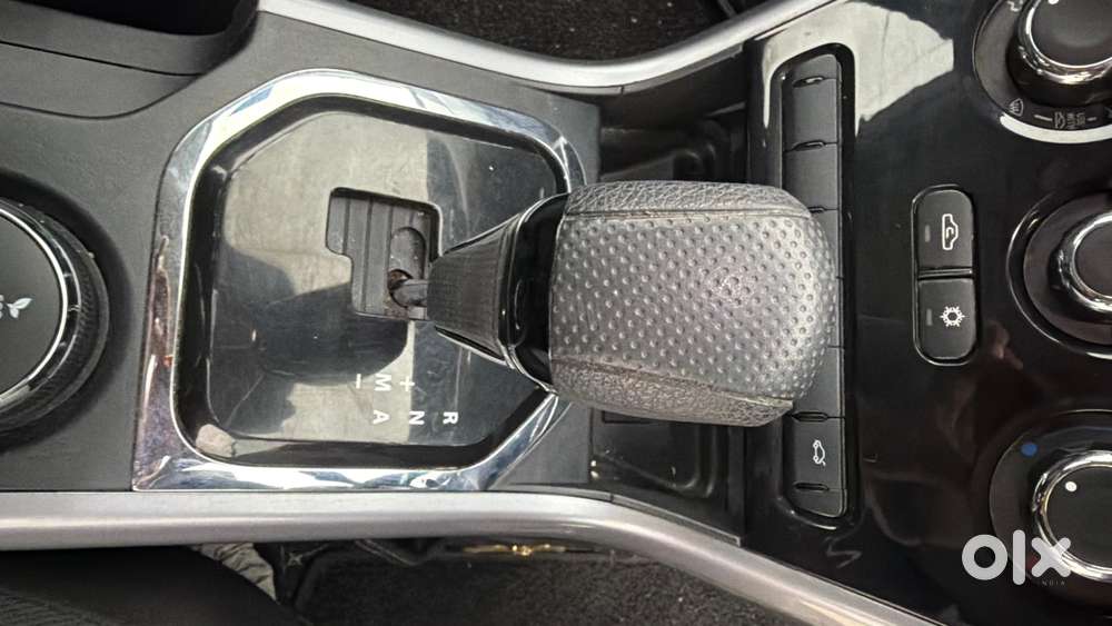 Tata Nexon 1.5 Revotorq Xma Amt (s), 2021, Petrol