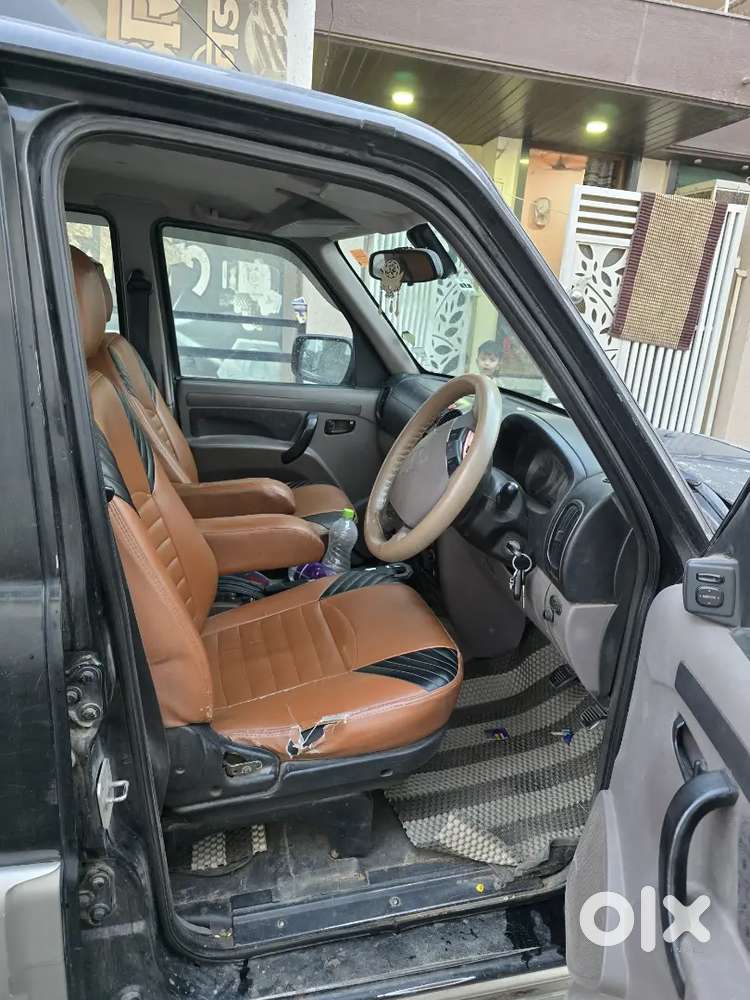 Mahindra Scorpio 2013