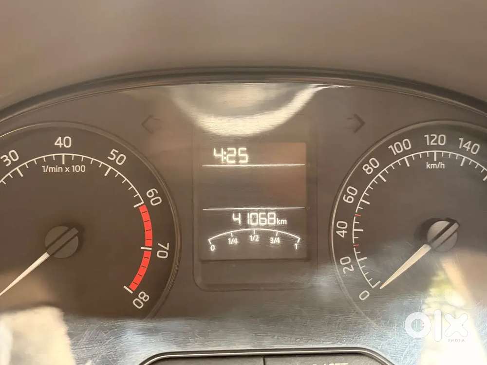 Skoda Rapid 1.6 Mpi 2015