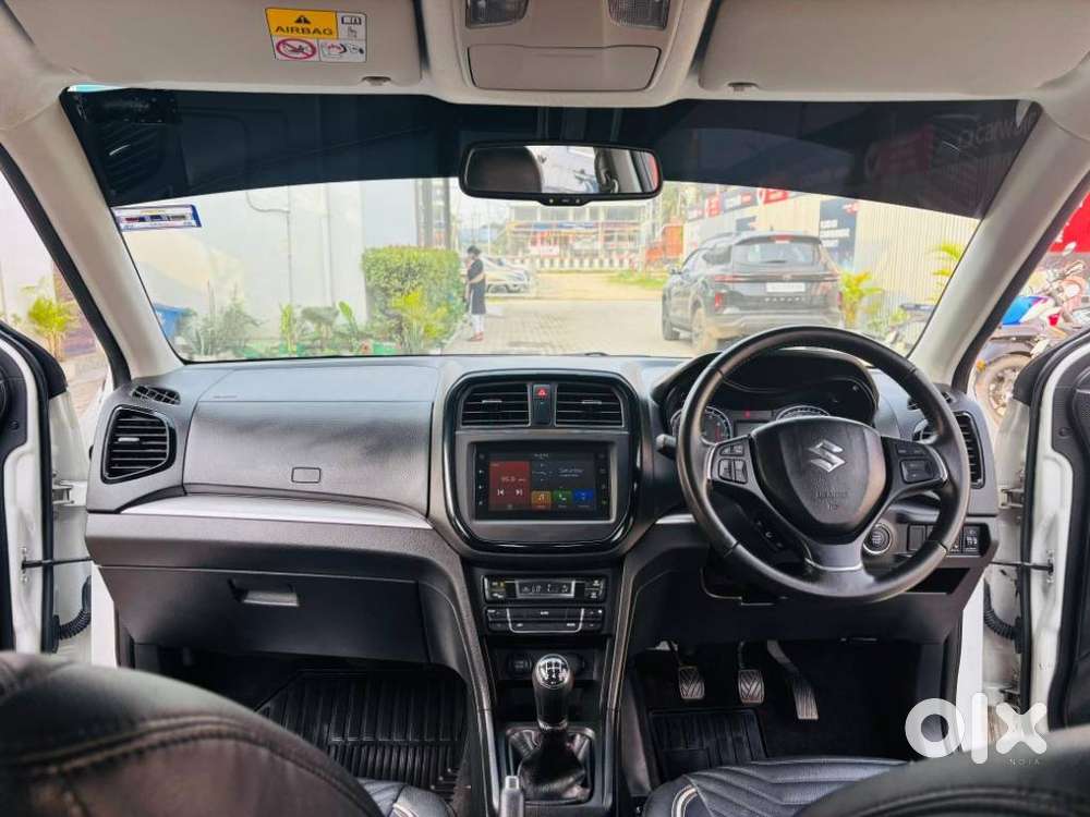 Maruti Suzuki Brezza 1.5 Zxi Plus Smart Hybrid, 2020, Petrol