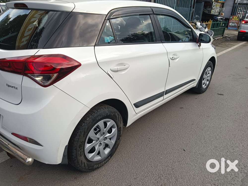 Hyundai I20 Sportz 1.2 Bs-iv, 2017, Petrol