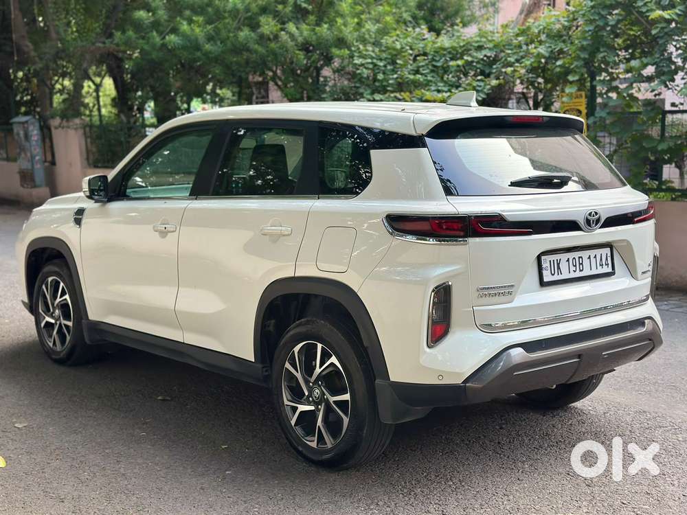 Toyota Urban Cruiser Hyryder 1.5 G Neo Drive At, 2025