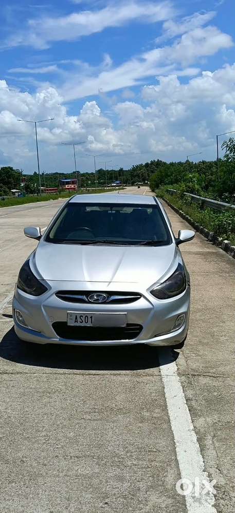 Hyundai Verna 2011 80000 Km Driven