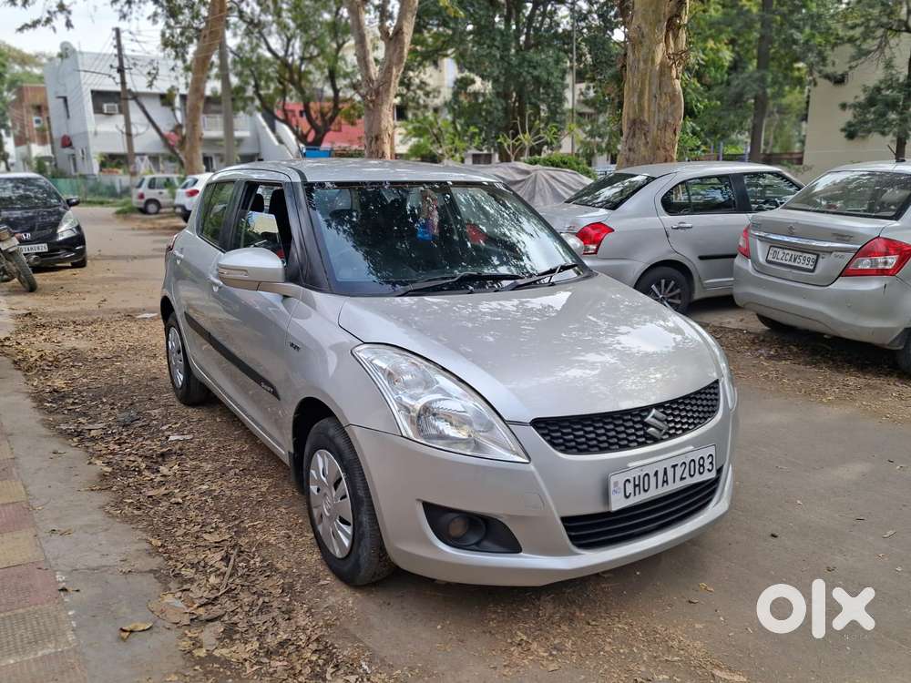 Maruti Suzuki Swift Vxi + Manual, 2013, Petrol