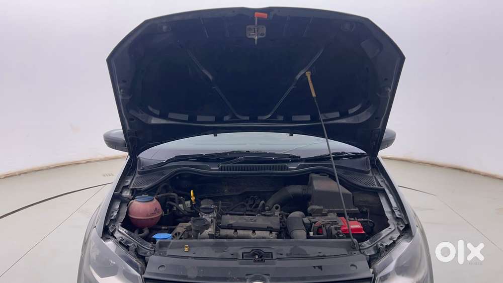 Volkswagen Polo Petrol Highline 1.2l, 2017, Petrol