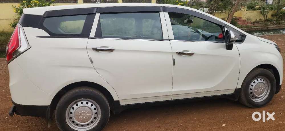 Mahindra Marazzo 2021 Diesel 142000 Km Driven