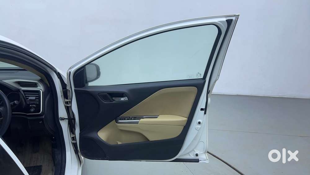 Honda City I-vtec Sv, 2016, Petrol